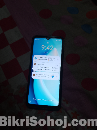realme C35